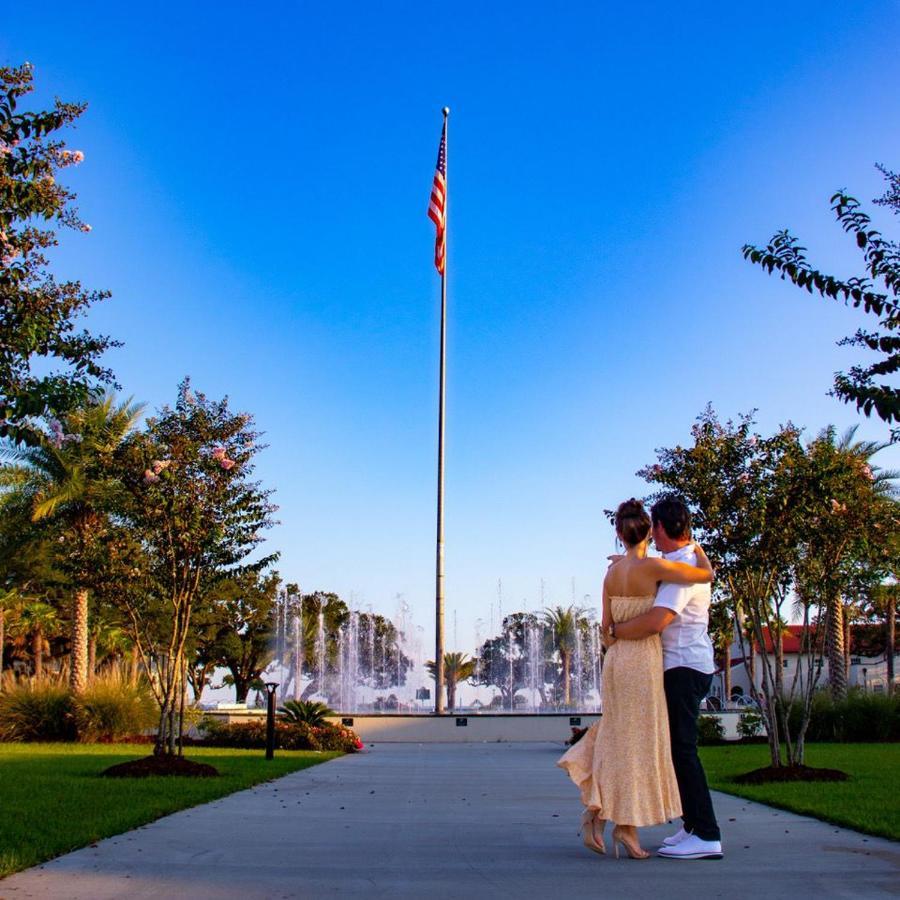 Centennial Plaza Resort Gulfport Extérieur photo